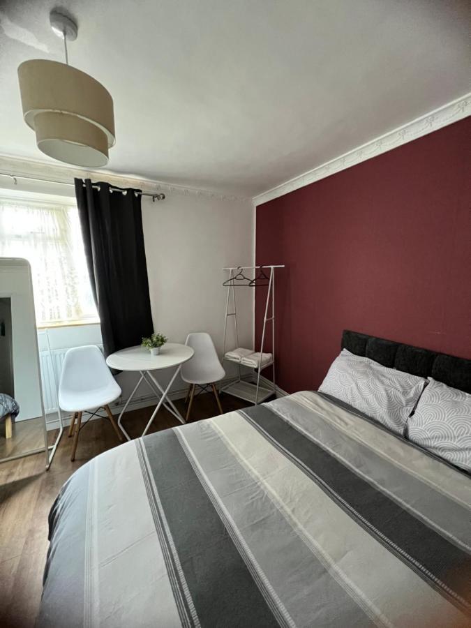 Large Room With Two Bed In Central Londres Exterior foto